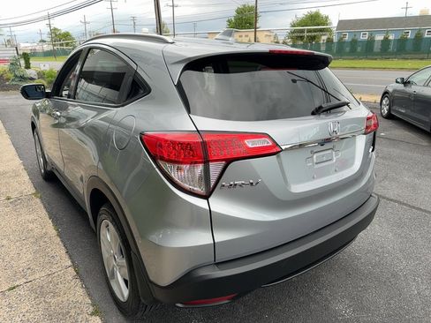 Used 2019 Honda HR-V EX-L image 4