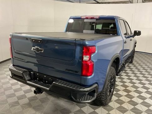 Used 2024 Chevrolet Silverado 1500 ZR2 w/ Technology Package AWD/4WD image 8