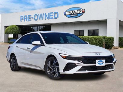 Certified 2025 Hyundai Elantra SEL