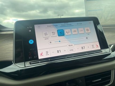 New 2026 Volkswagen Atlas SE image 20