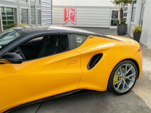 Used 2024 Lotus Emira First Edition image 5