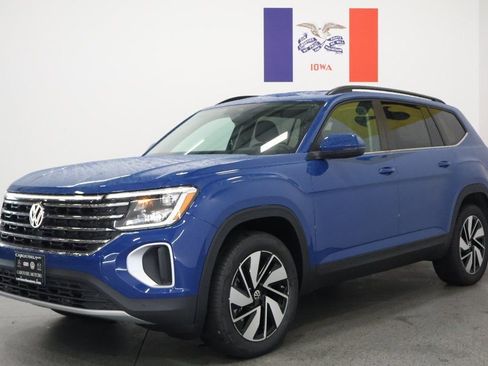 New 2026 Volkswagen Atlas SE image 8