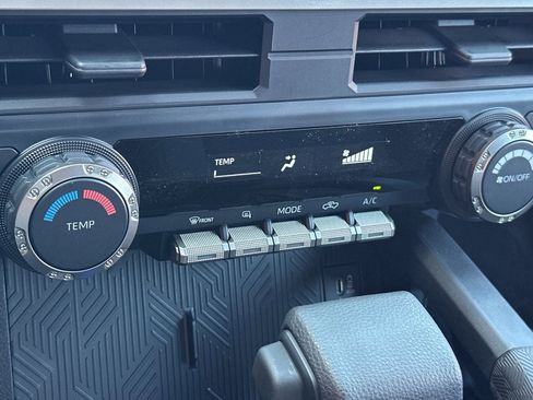 New 2025 Toyota Tacoma SR5 image 17