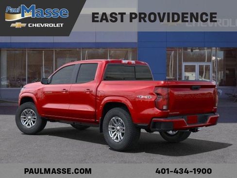 Certified 2024 Chevrolet Colorado LT w/ LT Convenience Package III image 3