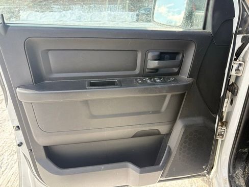 Used 2015 RAM 1500 Express image 12