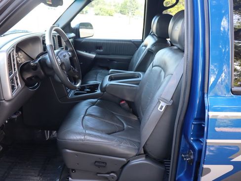 Used 2003 GMC Sierra 3500 SLE AWD/4WD image 18