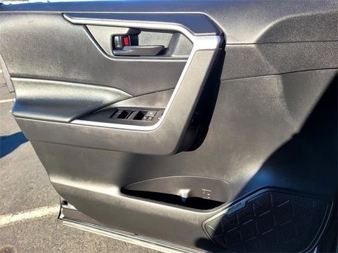 Certified 2022 Toyota RAV4 LE image 17