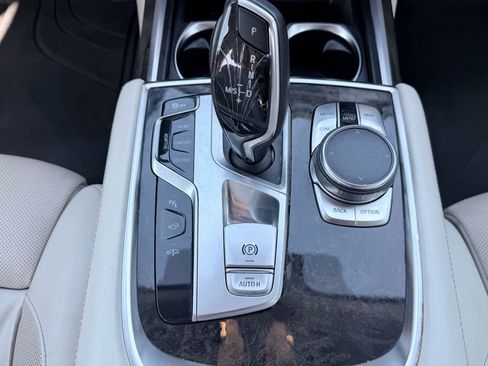 Used 2016 BMW 740i 740i image 20