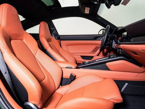 New 2026 Porsche 911 Carrera image 16