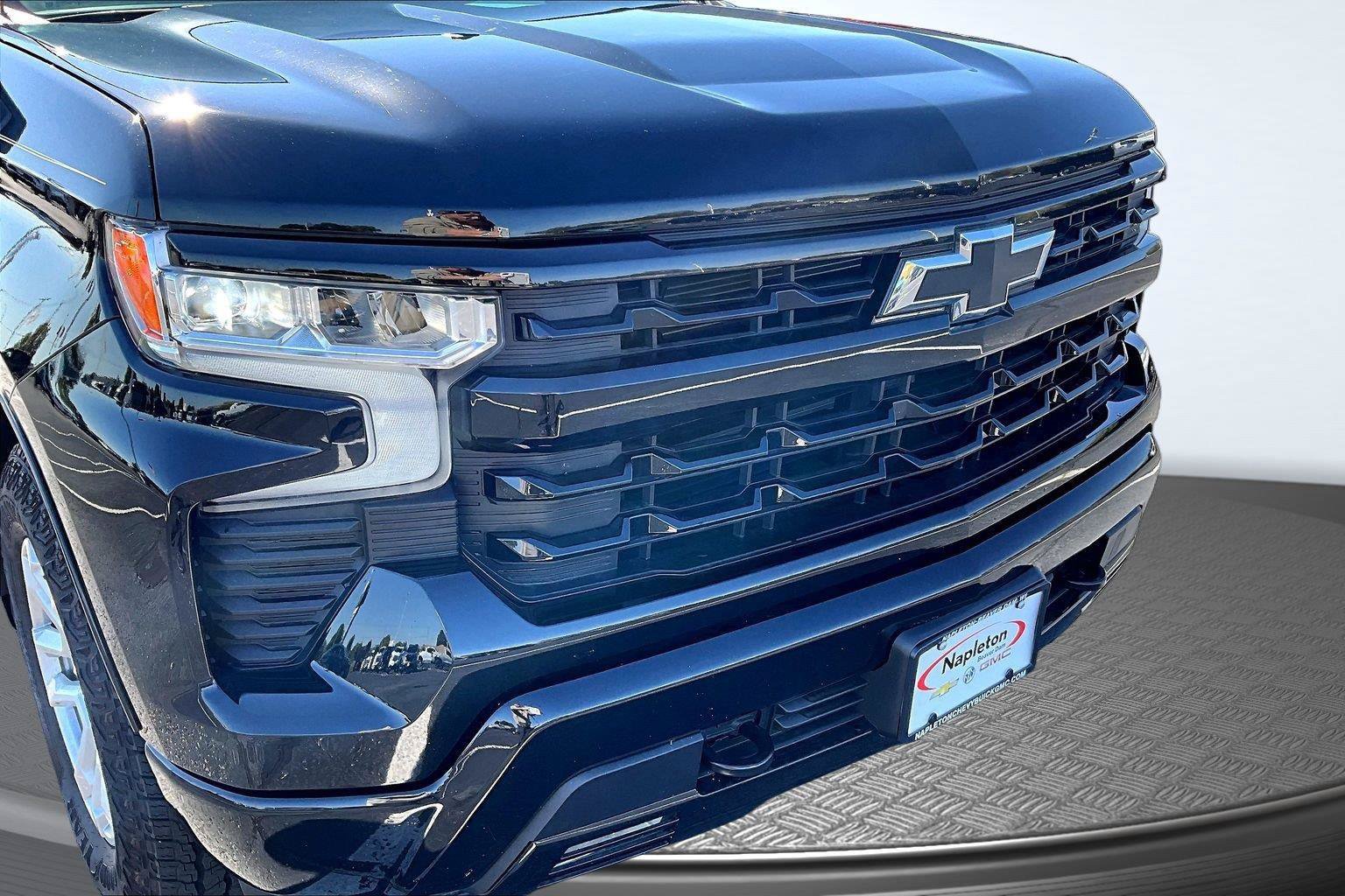 Used 2024 Chevrolet Silverado 1500 RST w/ Convenience Package II AWD/4WD image 29