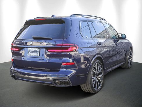 Used 2025 BMW X7 M60i image 6
