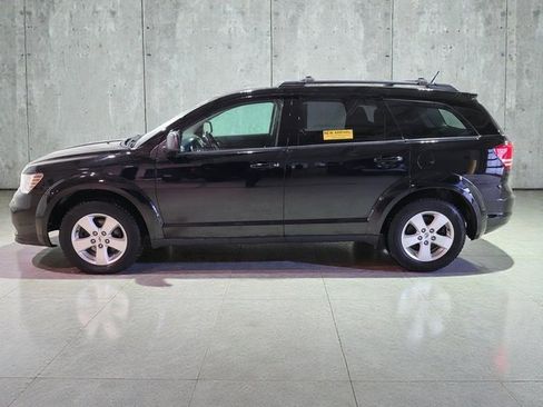 Used 2018 Dodge Journey SE image 11