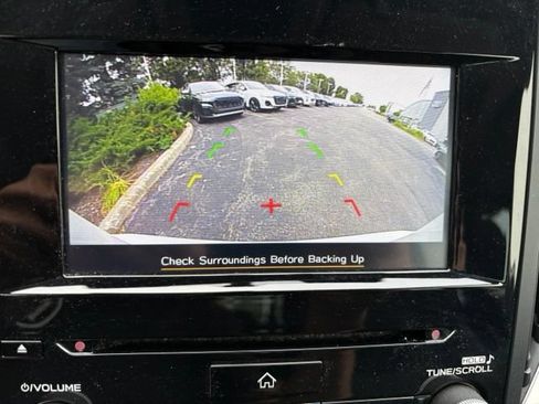 Used 2023 Subaru Forester Premium AWD/4WD image 22