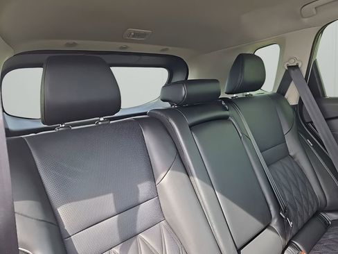 Used 2026 Nissan Rogue Platinum w/ Platinum Premium Package AWD/4WD image 17