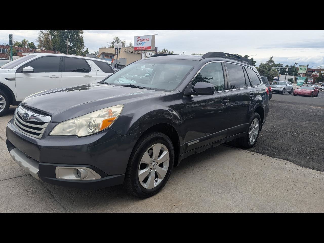 Used 2011 Subaru Outback 2.5i Limited AWD/4WD image 1