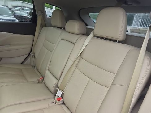 Used 2018 Nissan Murano Platinum w/ Cargo Package AWD/4WD image 16