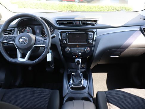 Used 2021 Nissan Rogue Sport S FWD image 14