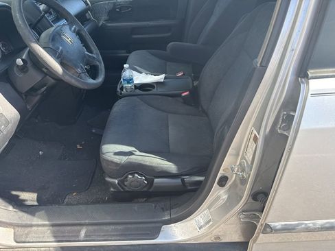 Used 2006 Honda CR-V LX image 3