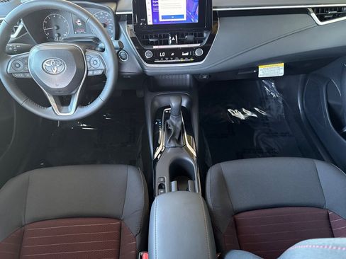 Certified 2025 Toyota Corolla SE image 16