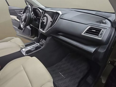 Used 2025 Subaru Ascent Premium AWD/4WD image 21