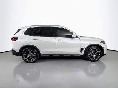 New 2026 BMW X5 xDrive40i image 4
