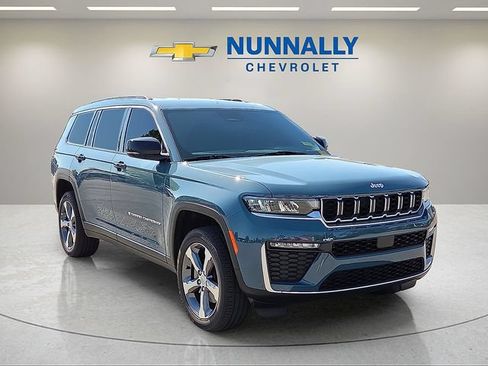 Used 2026 Jeep Grand Cherokee L Limited AWD/4WD image 7