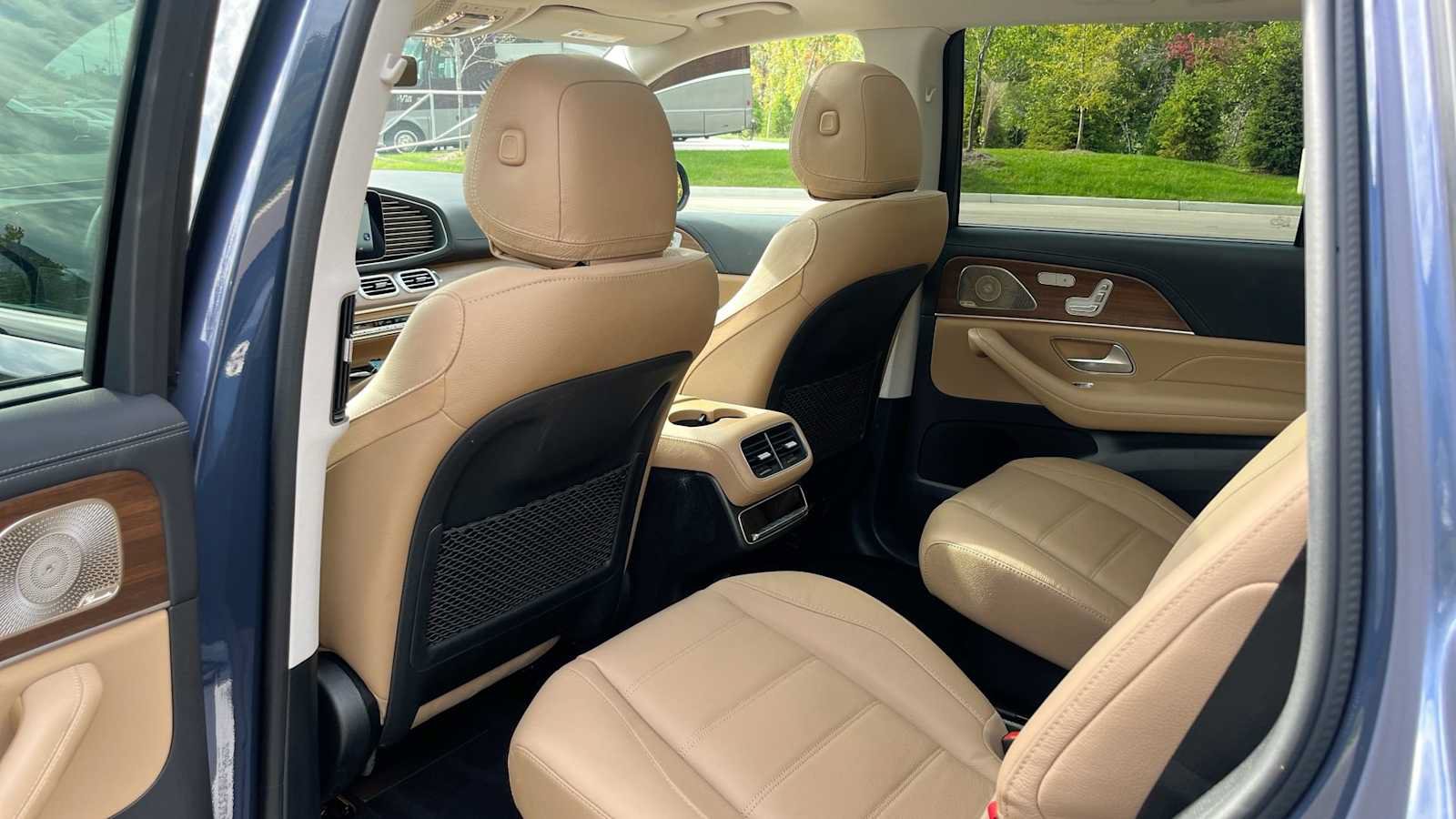 Certified 2024 Mercedes-Benz GLS 450 4MATIC image 32