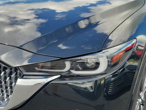 Used 2025 MAZDA CX-5 Signature image 9