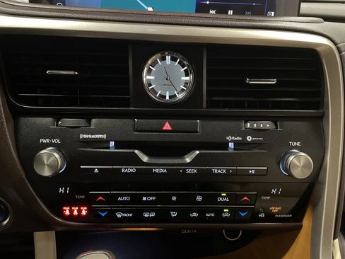 Used 2020 Lexus RX 450h AWD w/ Premium Package image 34