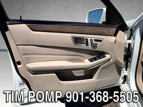 Used 2015 Mercedes-Benz E 350 4MATIC Sedan image 19