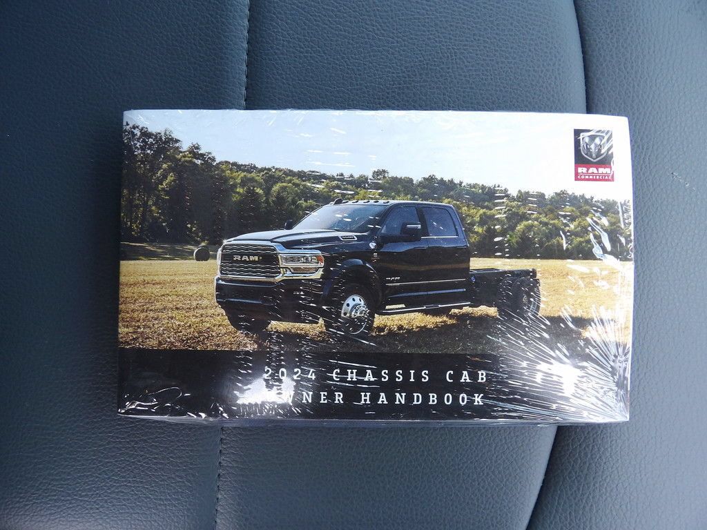 Used 2024 RAM 4500 Tradesman RWD image 45