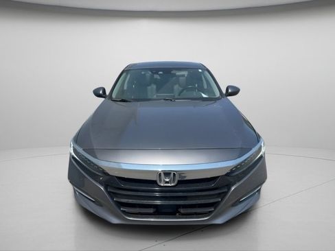 Used 2019 Honda Accord Touring image 3