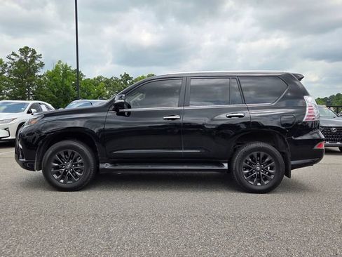 Used 2022 Lexus GX 460 Premium w/ Premium Package AWD/4WD image 2