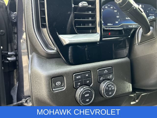 Certified 2023 Chevrolet Silverado 1500 RST AWD/4WD image 35