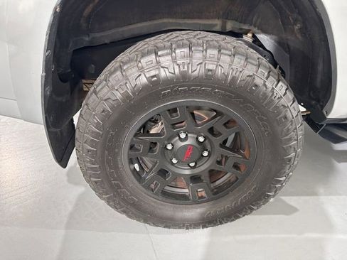 Used 2021 Toyota 4Runner TRD Off-Road Premium w/ Moonroof Package AWD/4WD image 12