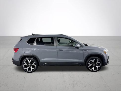 Used 2022 Volkswagen Taos SEL AWD/4WD image 5
