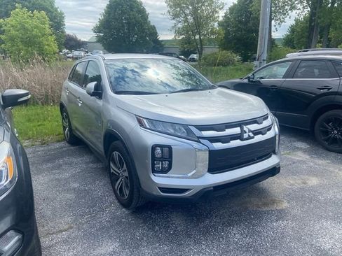 Used 2024 Mitsubishi Outlander Sport SE AWD/4WD image 1