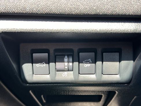 Certified 2025 Subaru Outback Premium AWD/4WD image 23