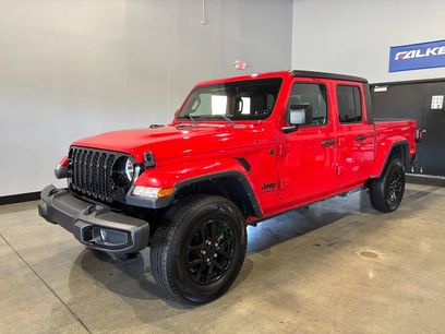 Used 2022 Jeep Gladiator Sport