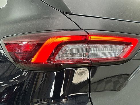 Used 2023 Ford Escape Active w/ Tech Pack #2 image 34