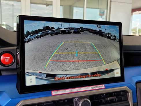 Used 2024 Toyota Tacoma TRD Off-Road image 37