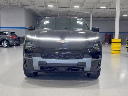 New 2026 Chevrolet Silverado EV LT AWD/4WD image 24