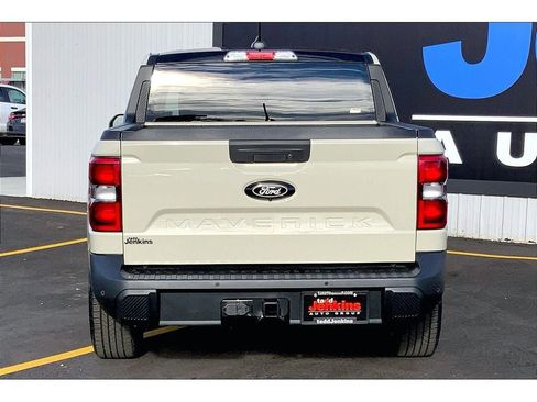 New 2025 Ford Maverick XLT w/ XLT Luxury Package image 4