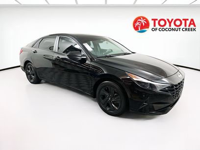 Used 2022 Hyundai Elantra SEL w/ Convenience Package