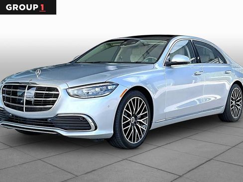 Used 2022 Mercedes-Benz S 500 4MATIC image 1