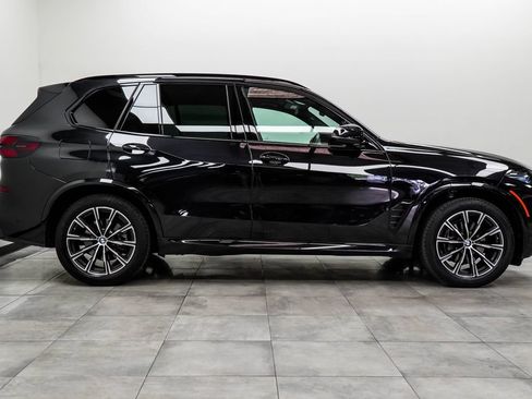 Used 2026 BMW X5 xDrive40i AWD/4WD image 11