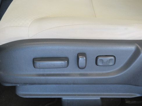 Used 2016 Honda CR-V EX image 16
