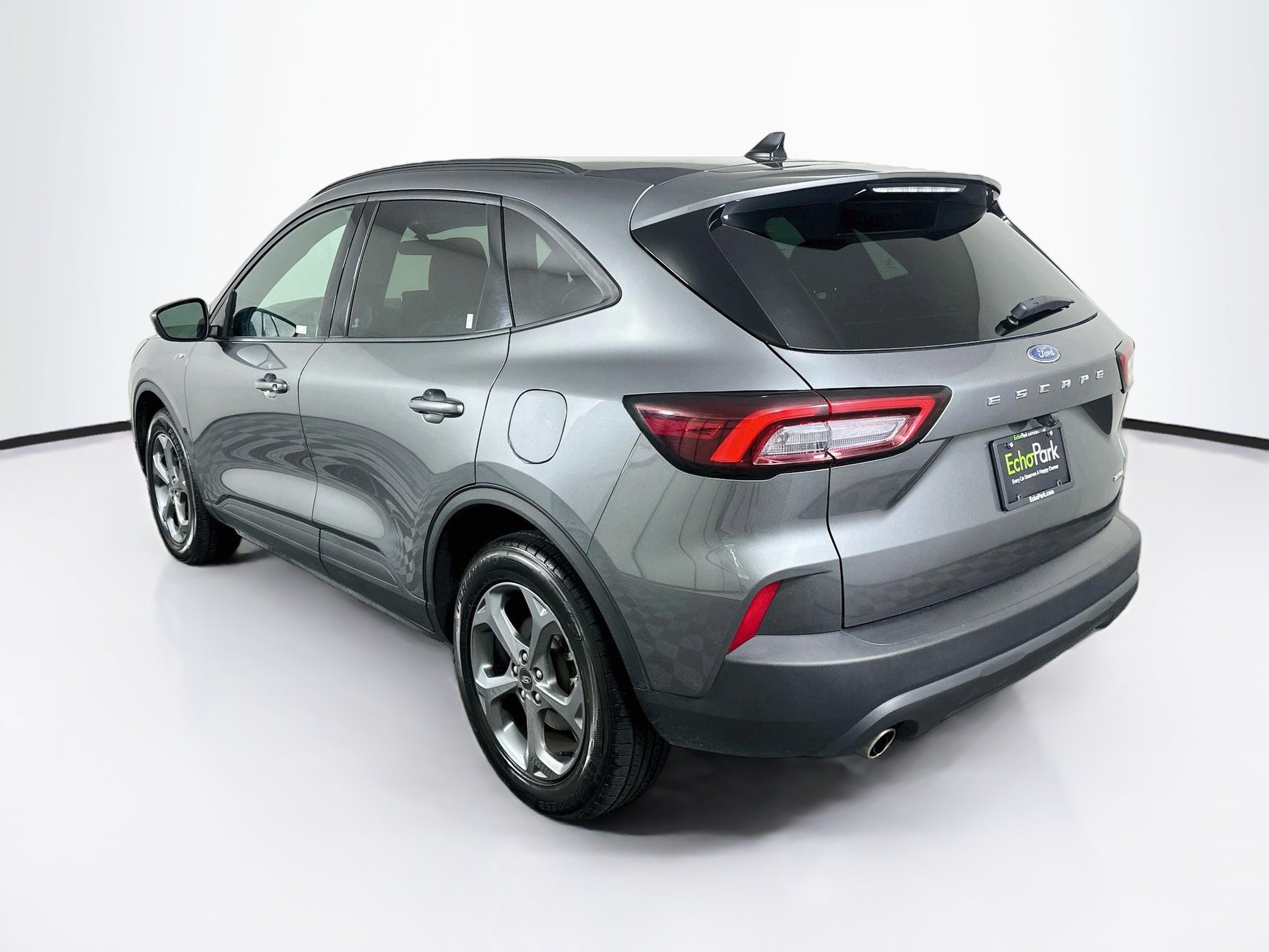 Used 2025 Ford Escape ST-Line Select AWD/4WD image 5