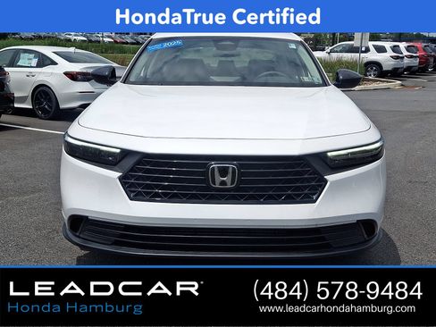 Certified 2025 Honda Accord SE image 2
