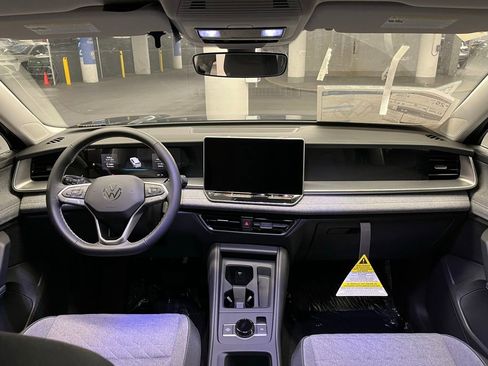 New 2026 Volkswagen Tiguan S AWD/4WD image 7